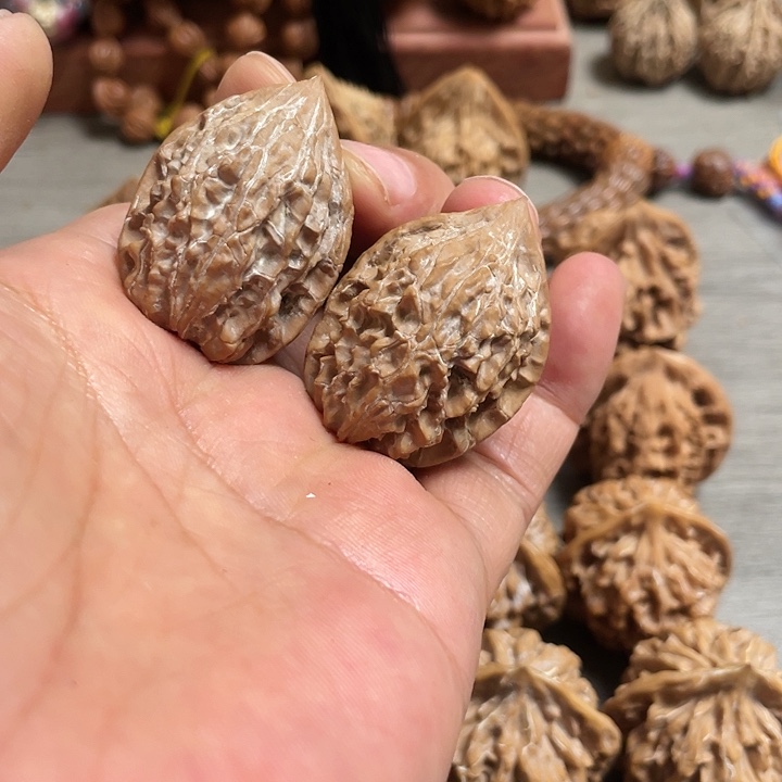 【闪购商品】文玩核桃把件S****云鸡心29尺