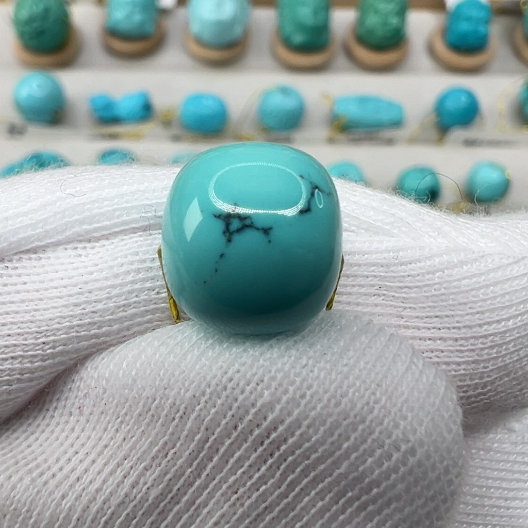 绿松石配饰未镶嵌