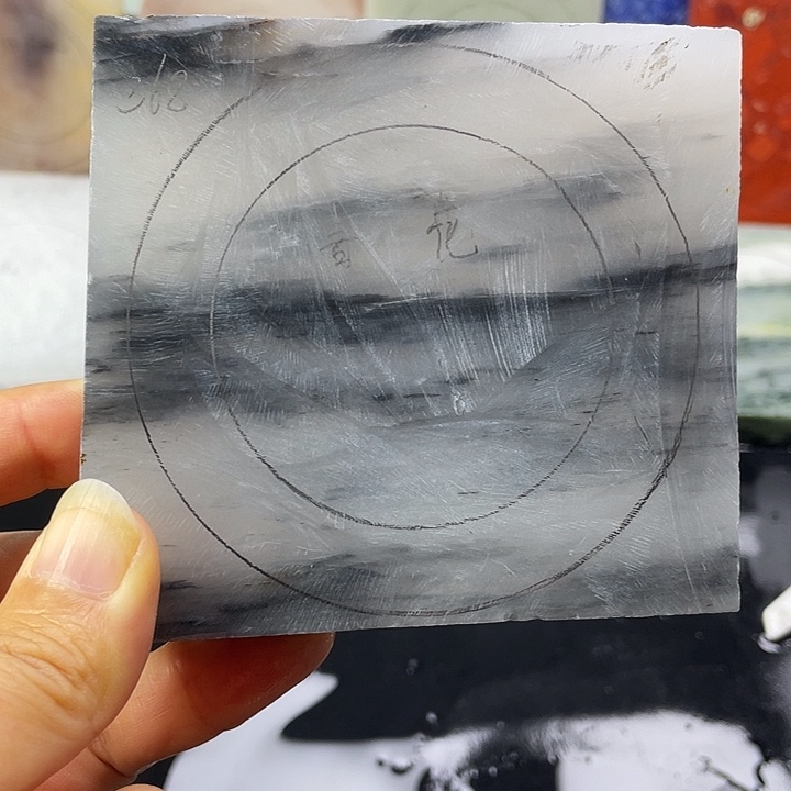 石英质玉未镶嵌手镯定制