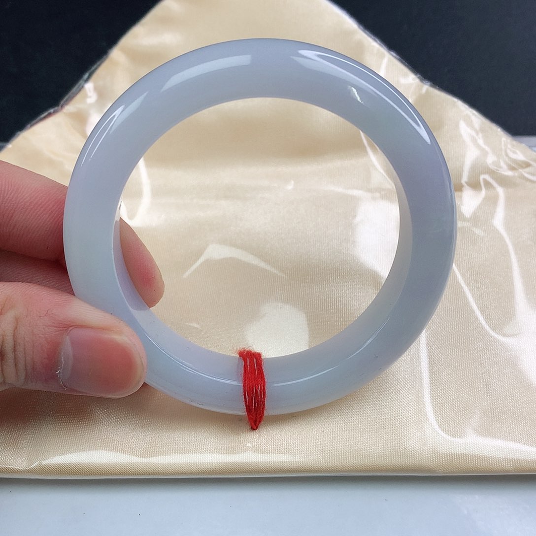 翡翠手镯未镶嵌圈55。7901