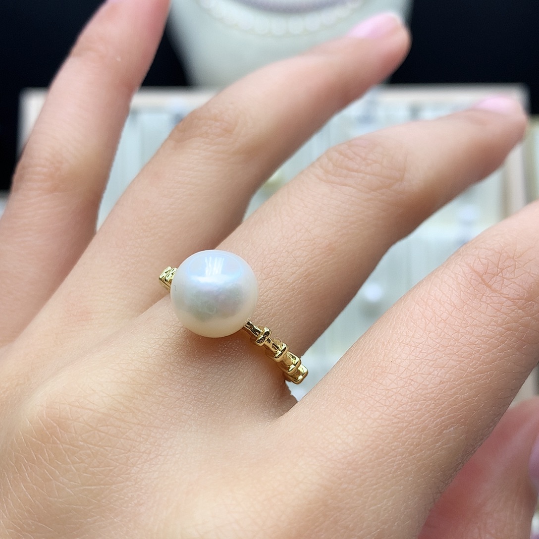 淡水珍珠颈饰合金