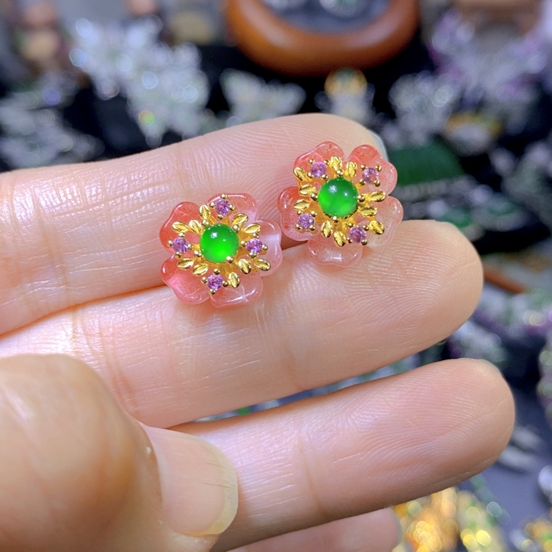 翡翠颈饰银S925镶嵌天然翡翠