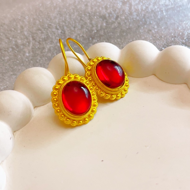 铜合金耳饰 红猫眼中古金色耳环不过时百搭防敏