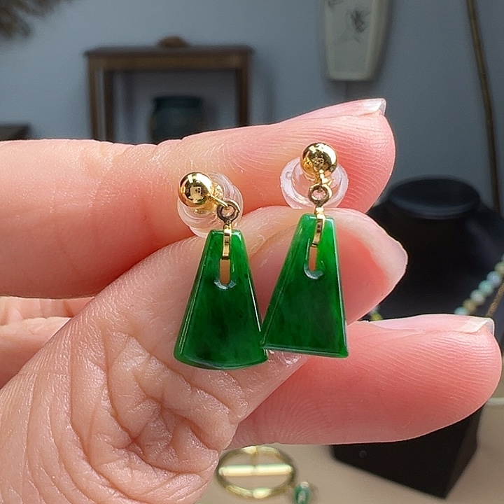 翡翠耳饰18K金镶嵌耳饰