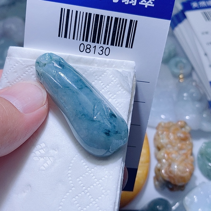 翡翠未镶嵌颈饰天光墟翡翠市场现金代购