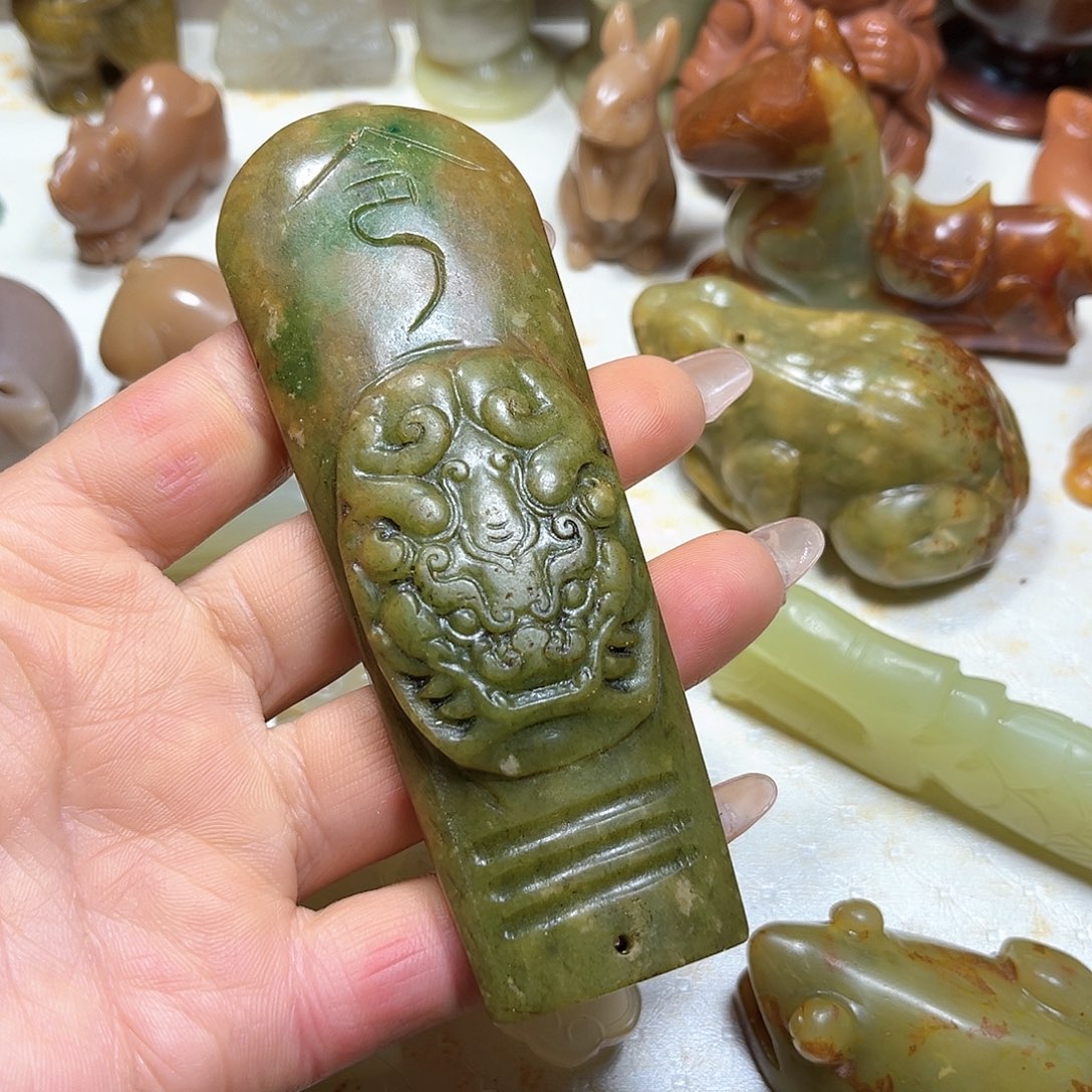 白玉菩提吊坠白玉菩提吊坠