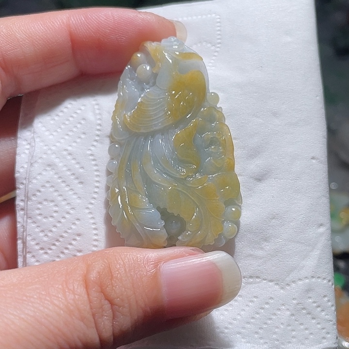 颈饰未镶嵌翡翠天