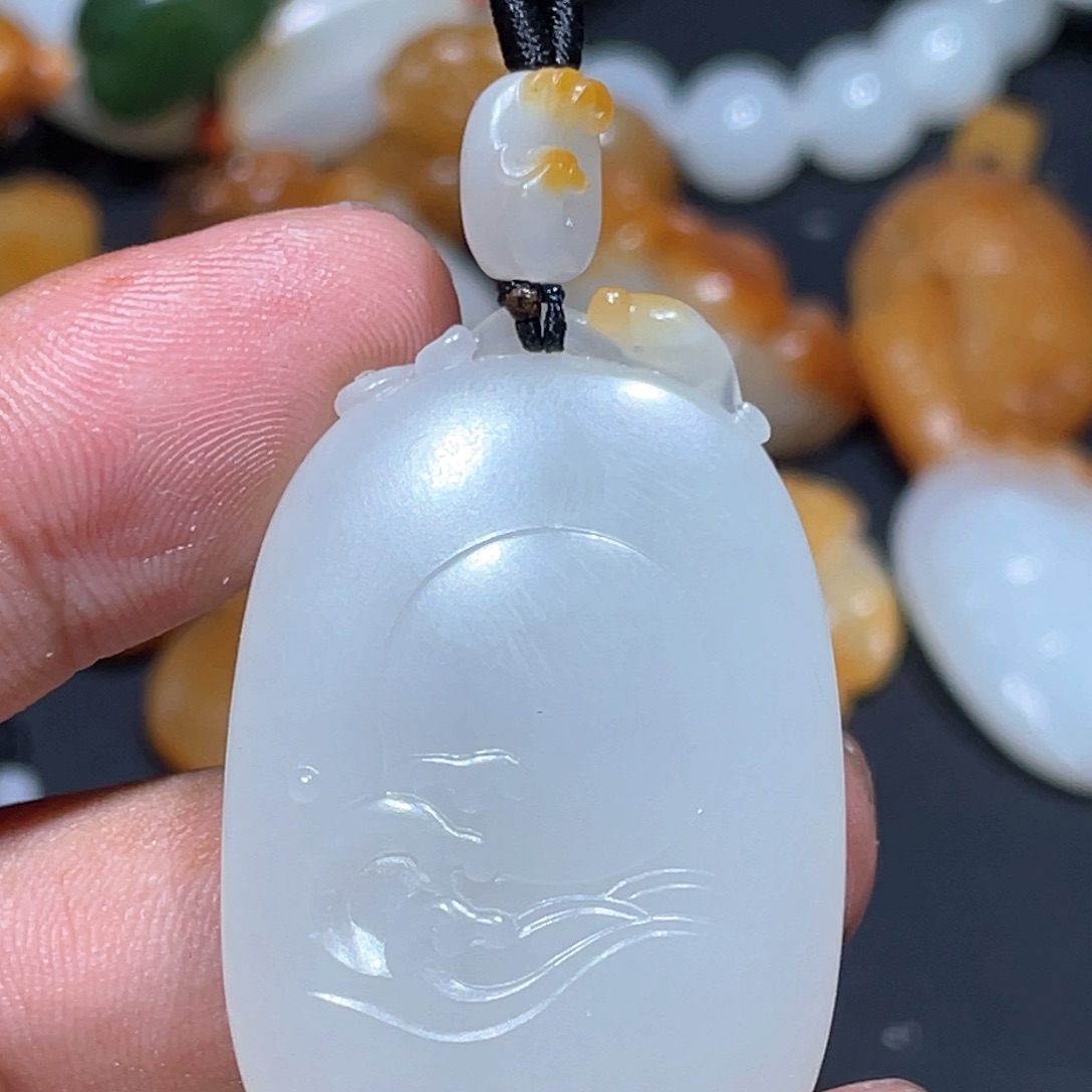 和田玉吊坠(不含链)未镶嵌