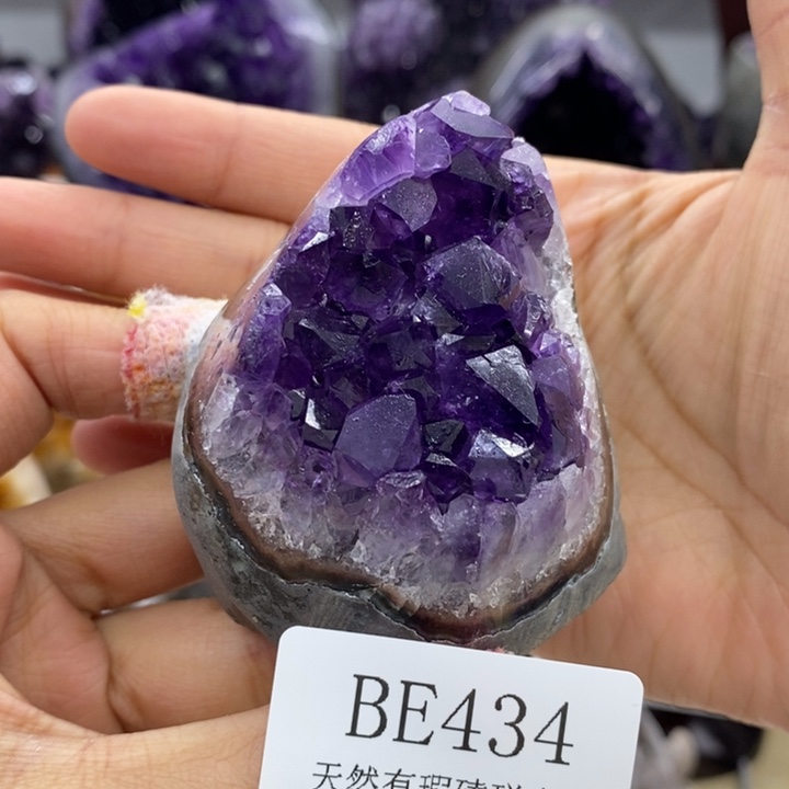 水晶未镶嵌大型摆件（非配饰）