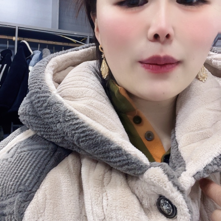 欢迎大家咖色4XL手掌