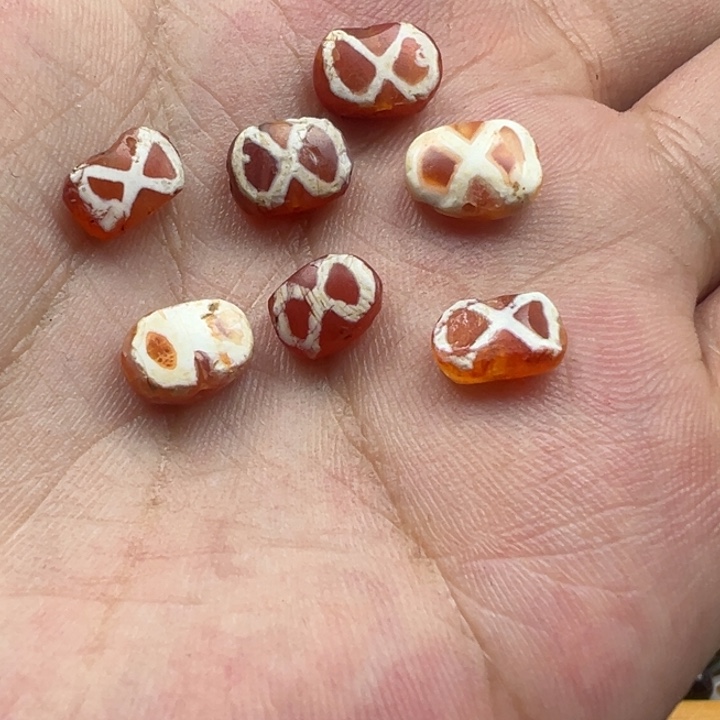 未镶嵌玛瑙/玉髓珠宝半成品x35    