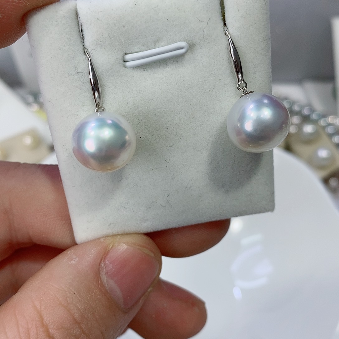 海水珍珠耳饰18K金镶嵌