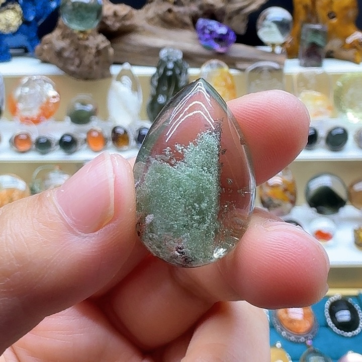 水晶吊坠(赠链)银S925镶嵌吊坠