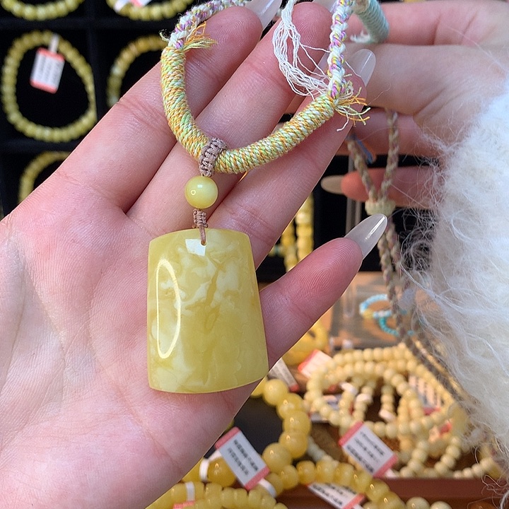 琥珀颈饰未镶嵌蜜蜡吊坠项链