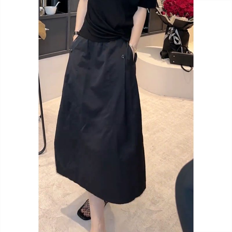 艾塔莉时尚百搭休闲裙女冬新款显瘦大码黑色半身裙梨形身材A字裙