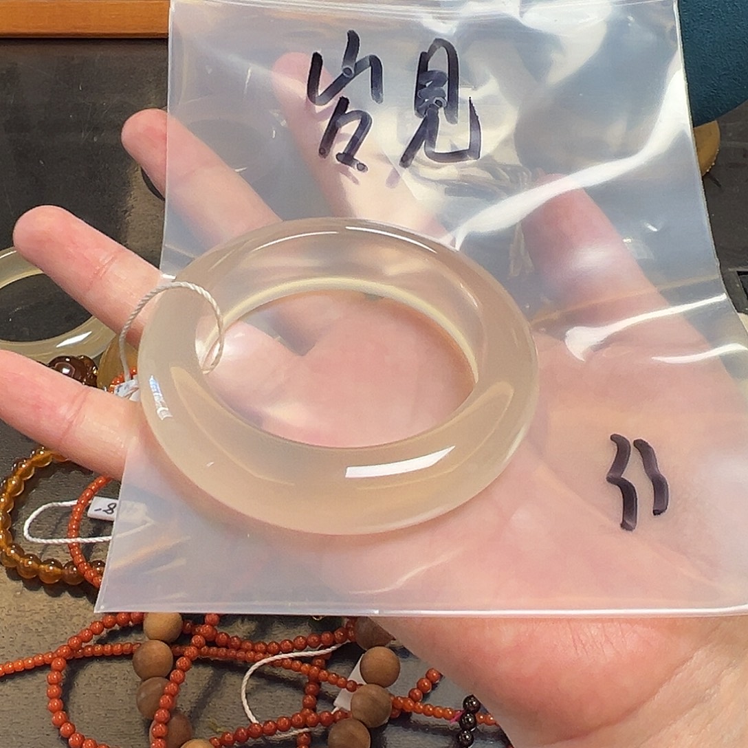 㞮***見玛瑙/玉髓未镶嵌珠宝半成品