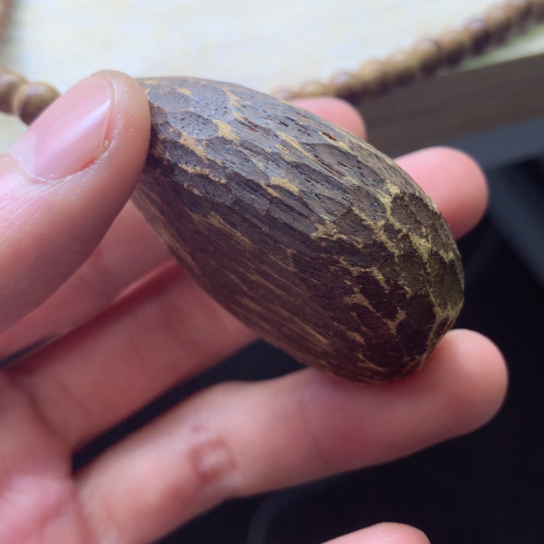 翡翠颈饰未镶嵌吊坠