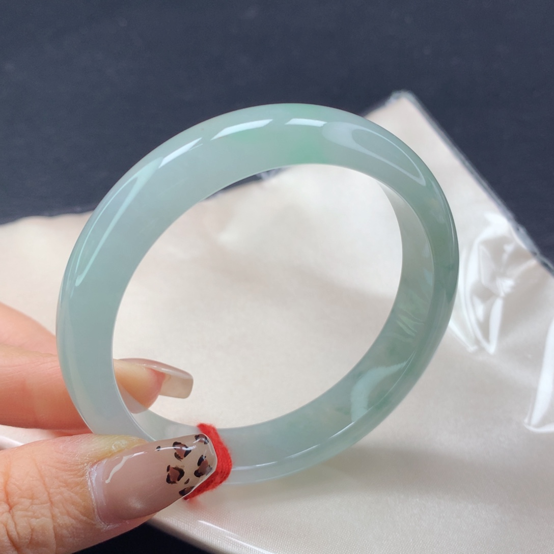 翡翠手镯未镶嵌（38号）