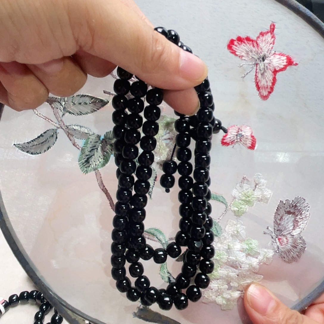 迪***奥和田玉未镶嵌颈饰新疆和田玉黑老7/8