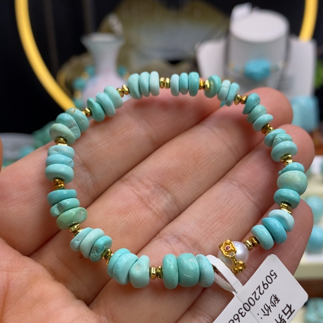 绿松石未镶嵌珠宝奇石7.5