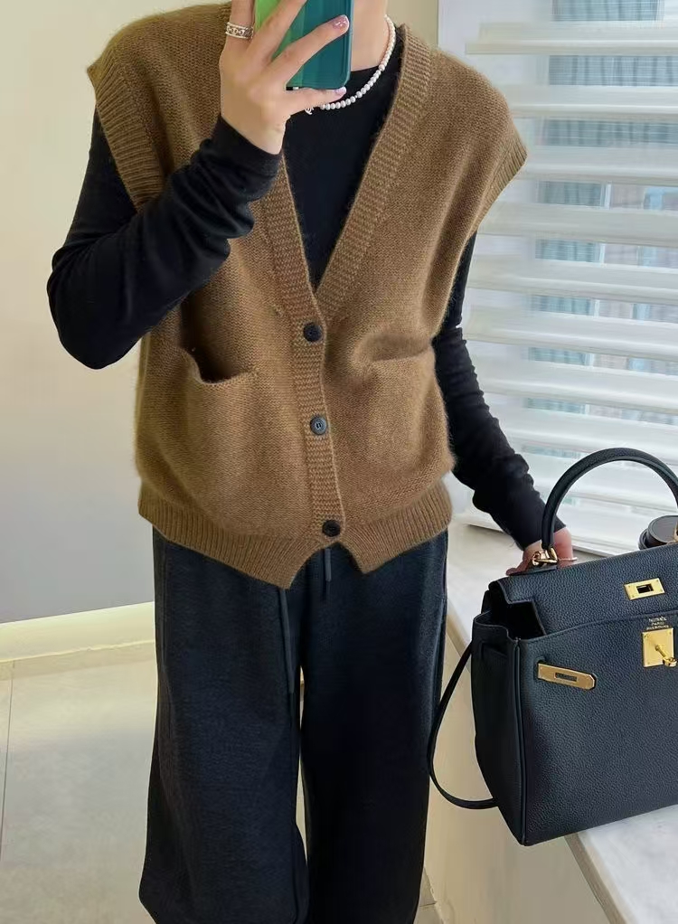 领带兜羊毛无袖马甲25秋冬新款宽松百搭慵懒休闲上衣纯羊毛开衫