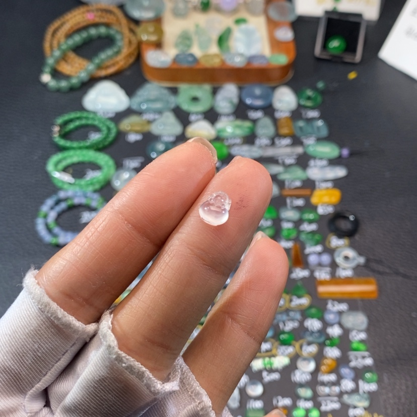 【闪购商品】翡翠挂件未镶嵌金蟾