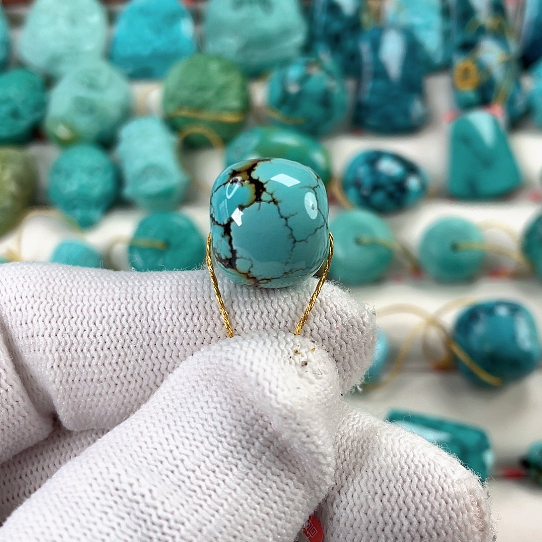 绿松石未镶嵌挂件直径15.2