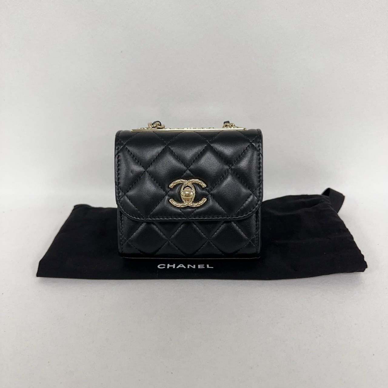 99新 Chanel/香奈儿 trendy cc mini浮雕链条包 黑金（518G）