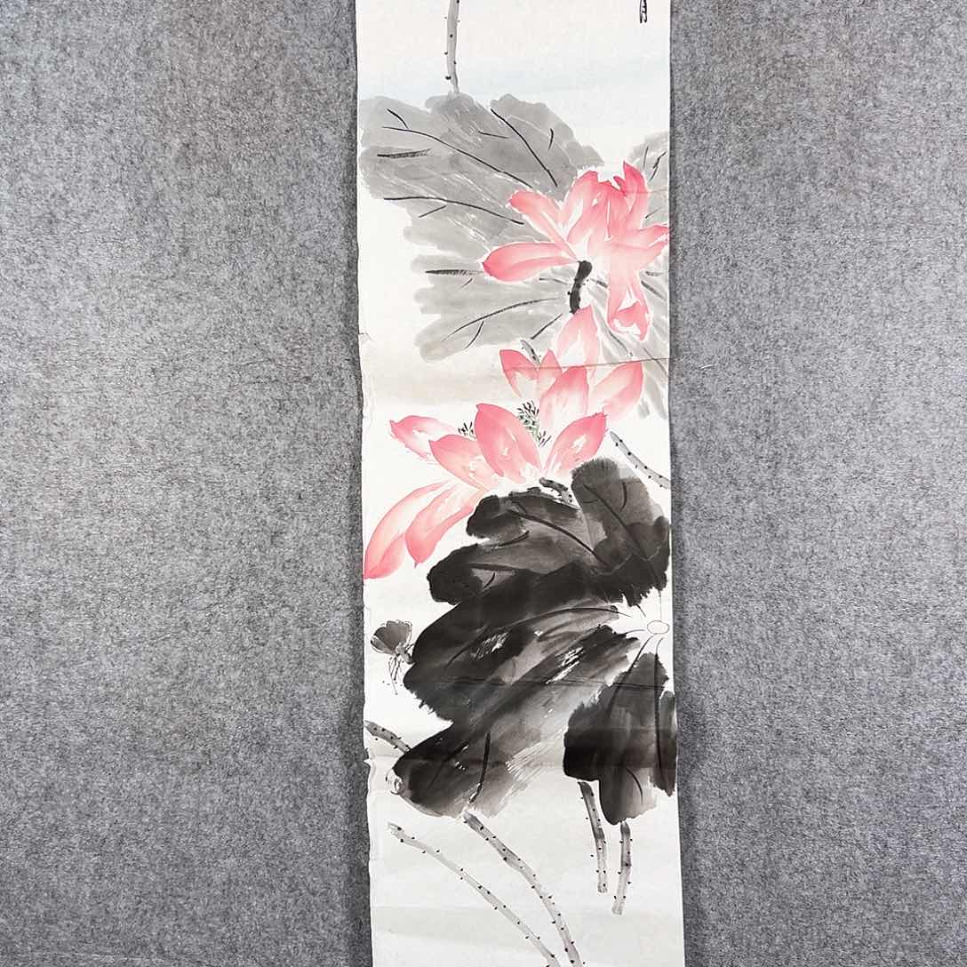 国画378 牡丹等植物生长于这里生长环境