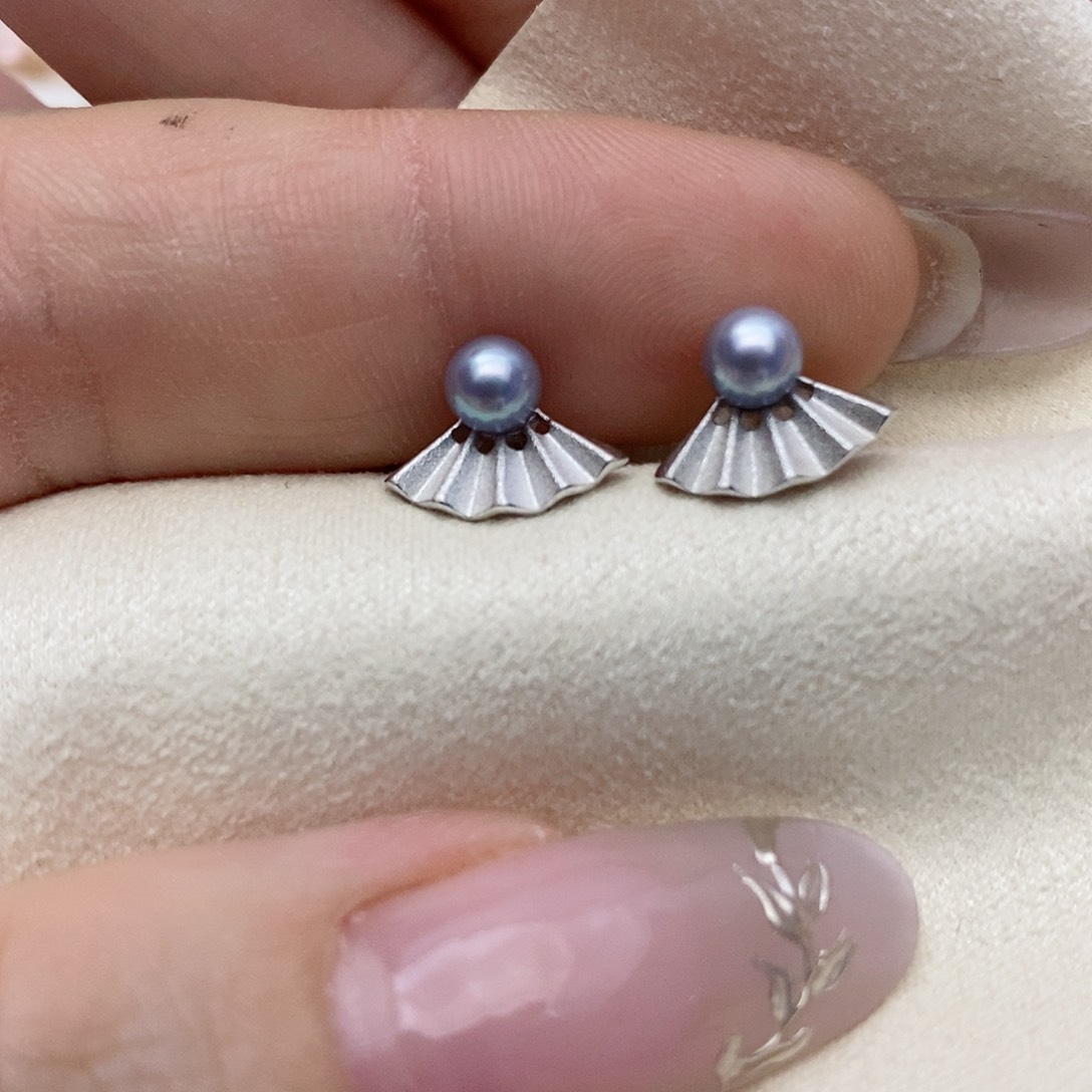 【闪购商品】银S925镶嵌海水珍珠耳饰