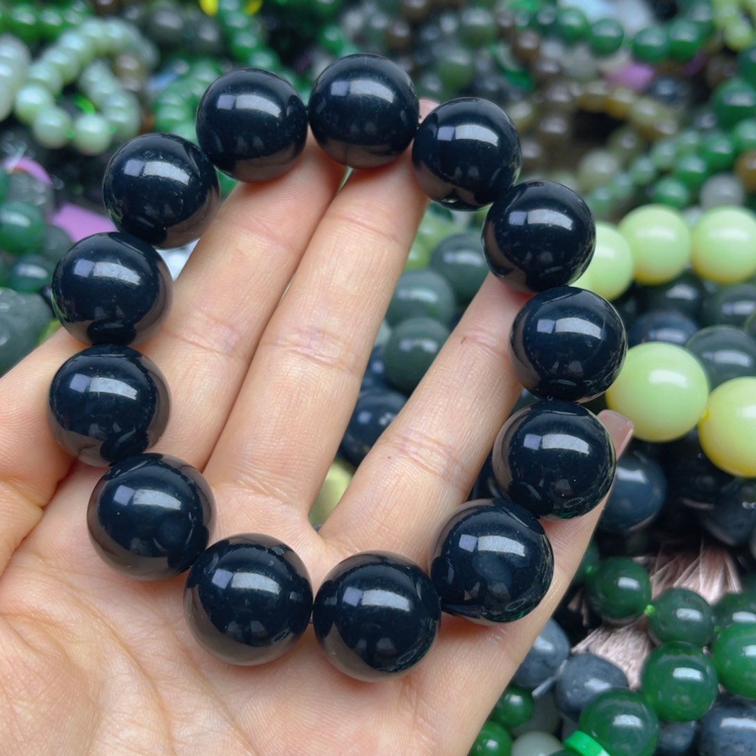 手串未镶嵌和田玉