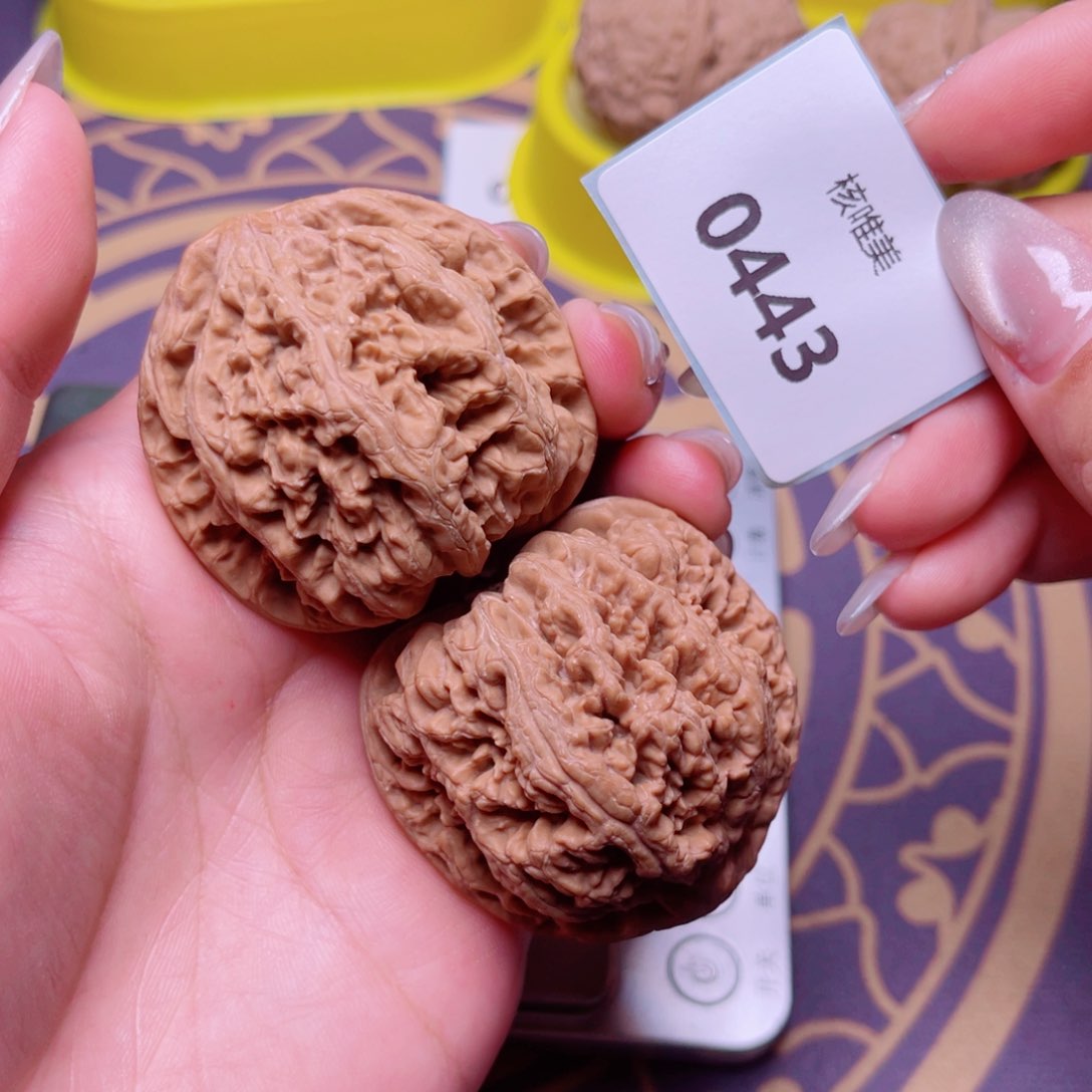 文玩核桃把件粗筋46～0443