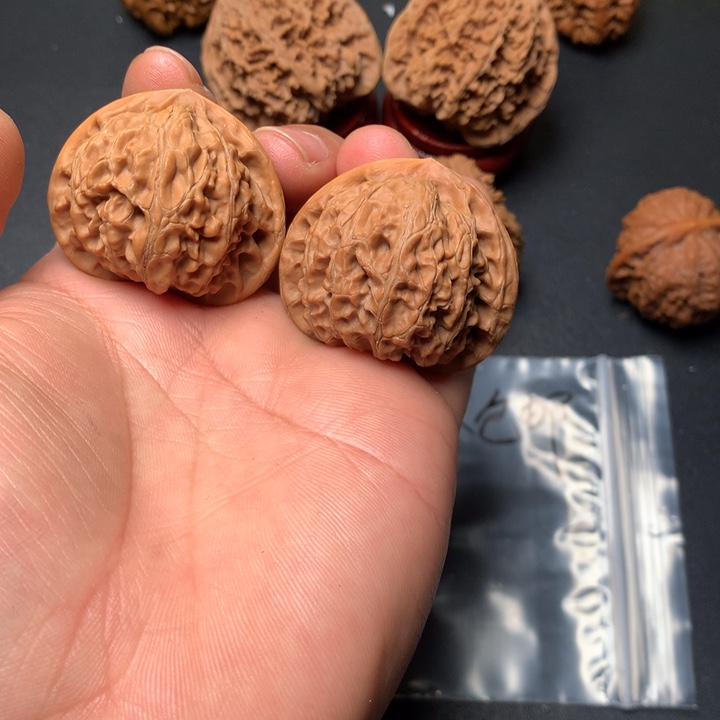 文玩核桃把件41宫灯1322