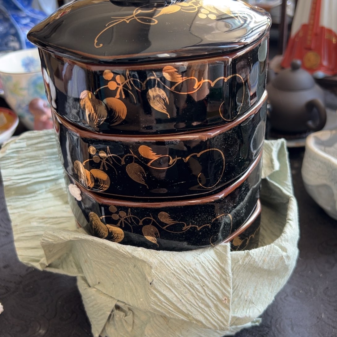 陶瓷艺术的发展和演变