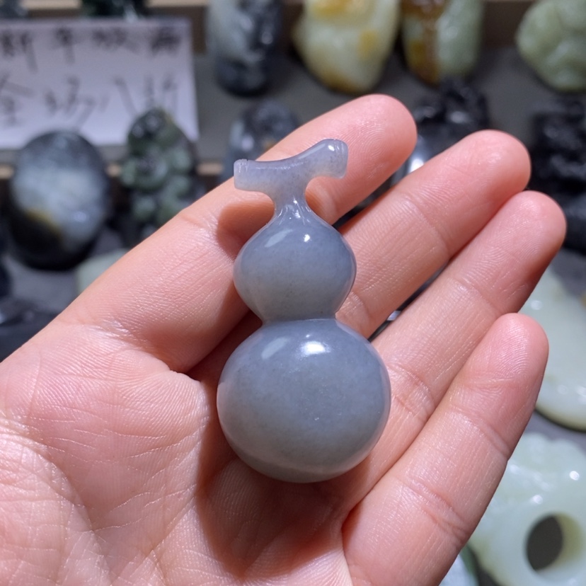 【闪购商品】和田玉挂件未镶嵌且**吟