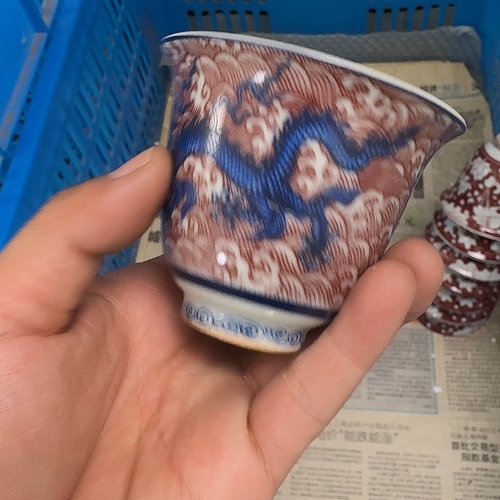 杯釉里红海水龙铃铛杯微瑕