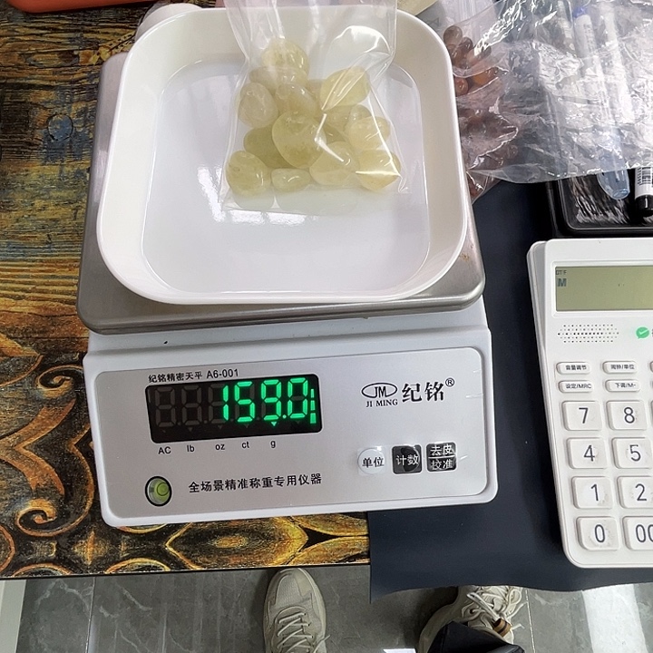 爱***园未镶嵌珠宝半成品水晶