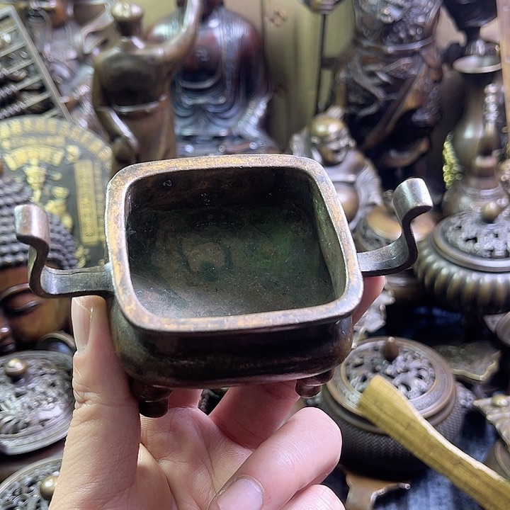 铜器8558898598889998899