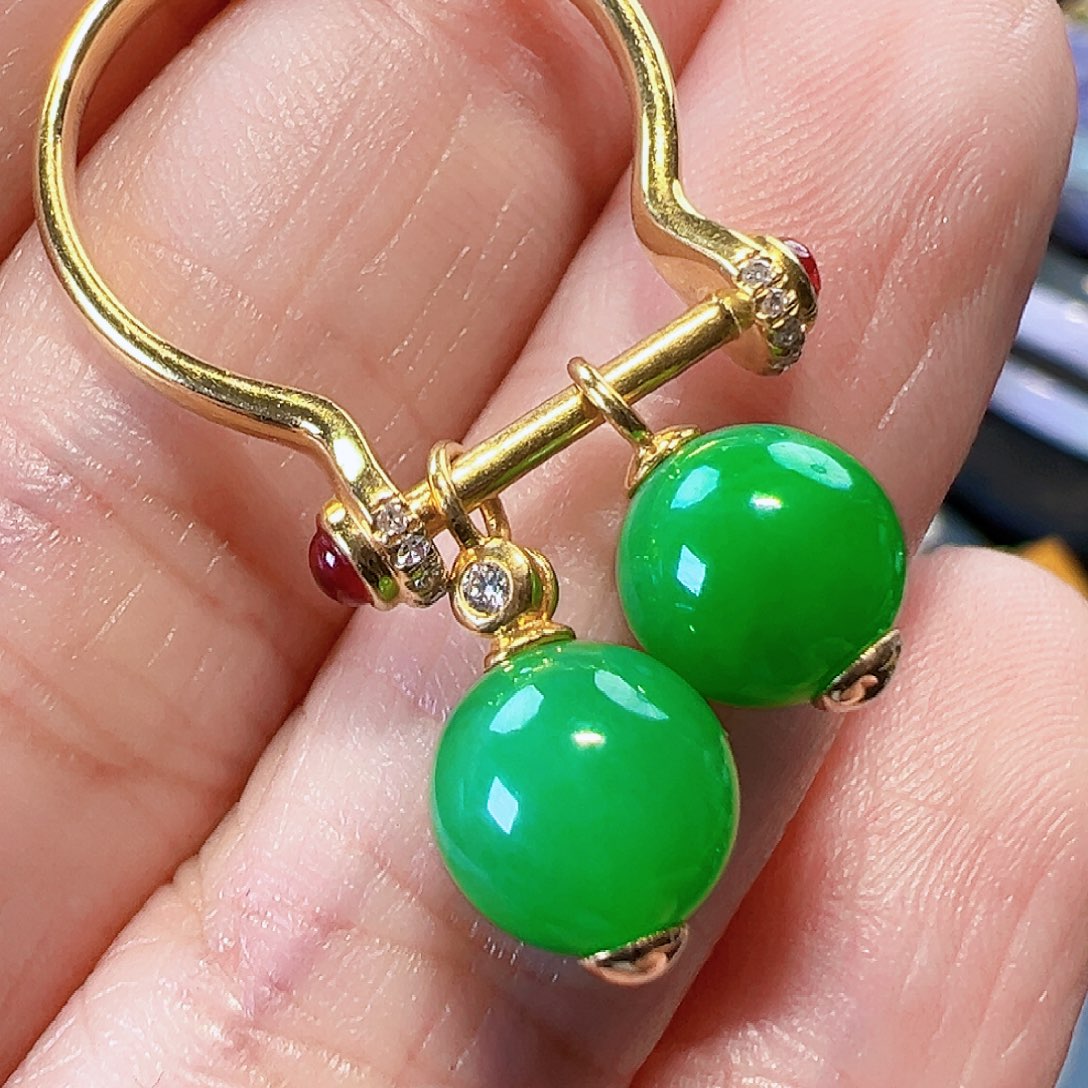 翡翠戒指18K金镶嵌签收后24小时鉴赏期