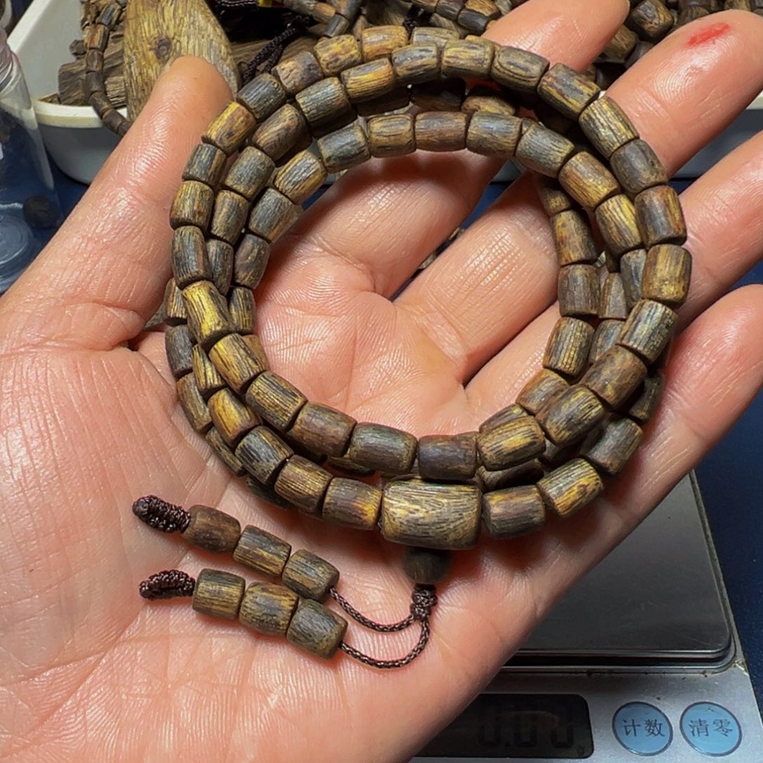 06棋楠汝湖随形树心20克