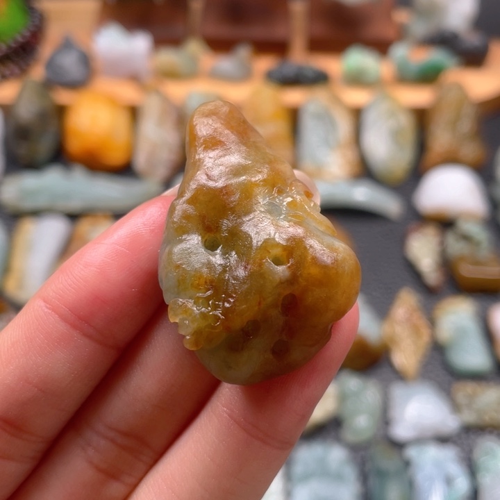 定制翡翠未镶嵌翡翠