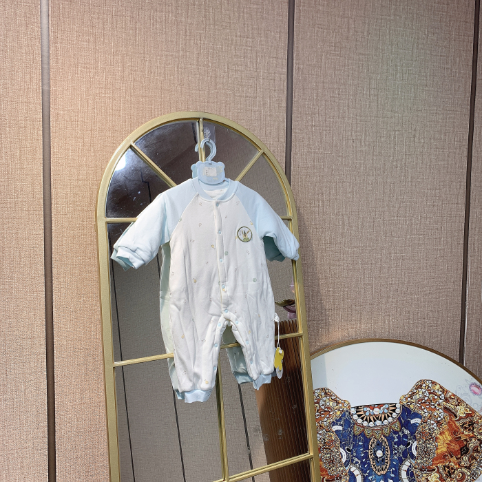 AR179  宝宝夹棉连体衣  偏小一码