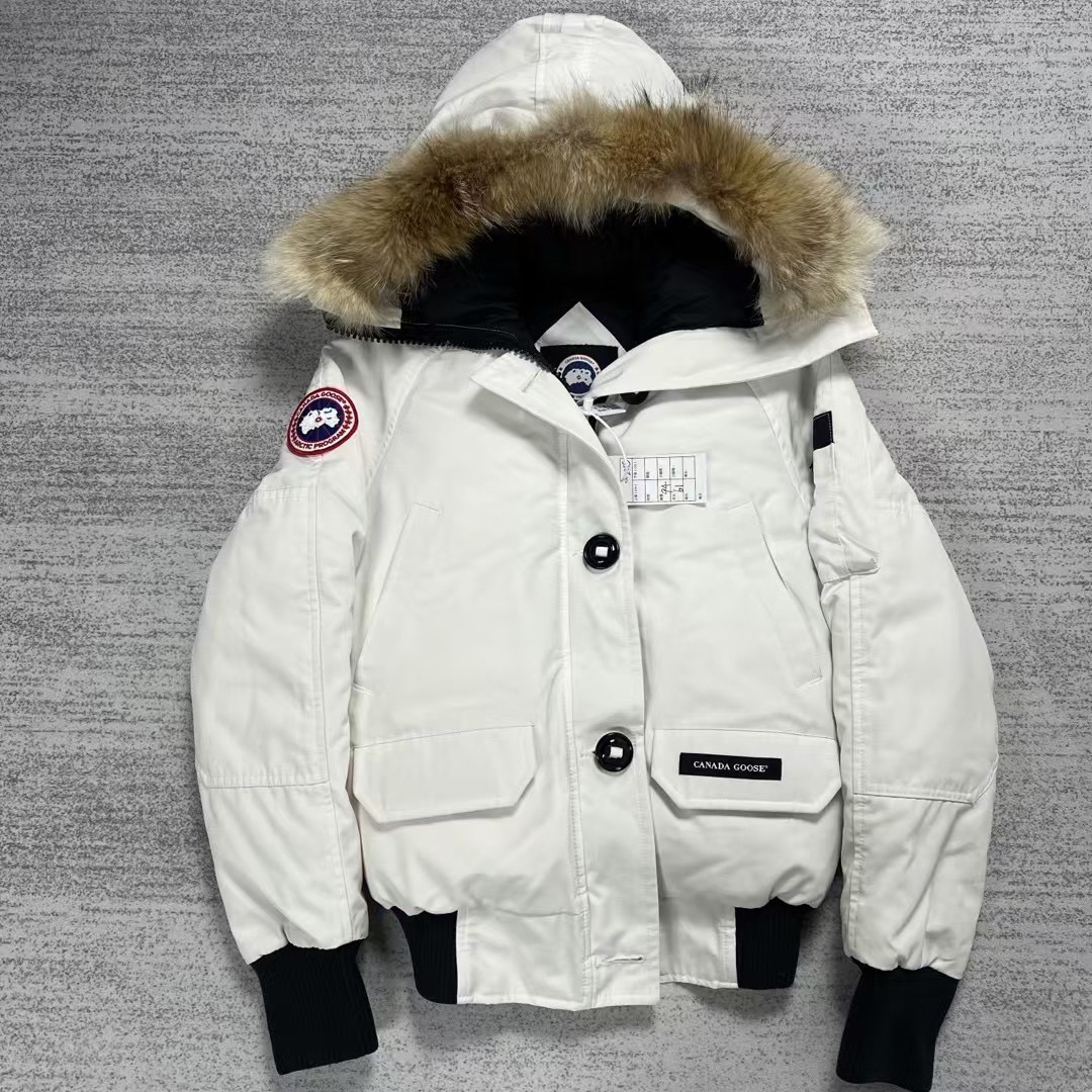 99新 CANADA GOOSE 加拿大鹅北辰白飞行员chilliwack羽绒服女XXS 