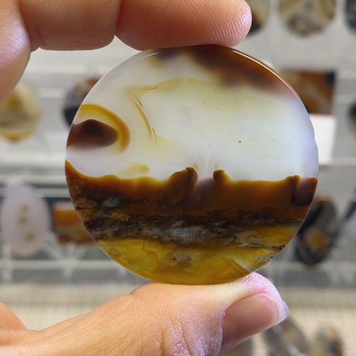 玛瑙/玉髓颈饰未镶嵌