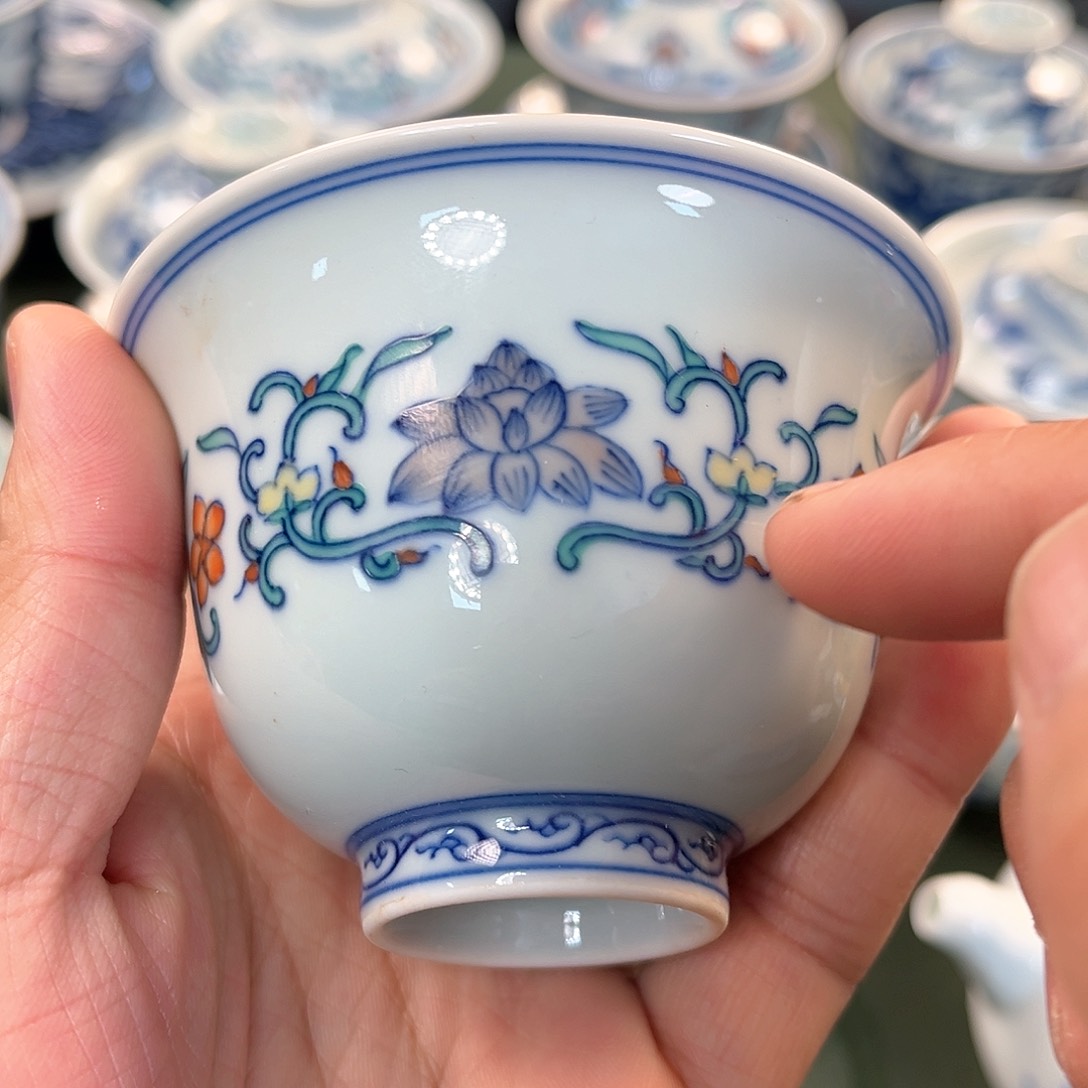 杯青花瓷器青花瓷器