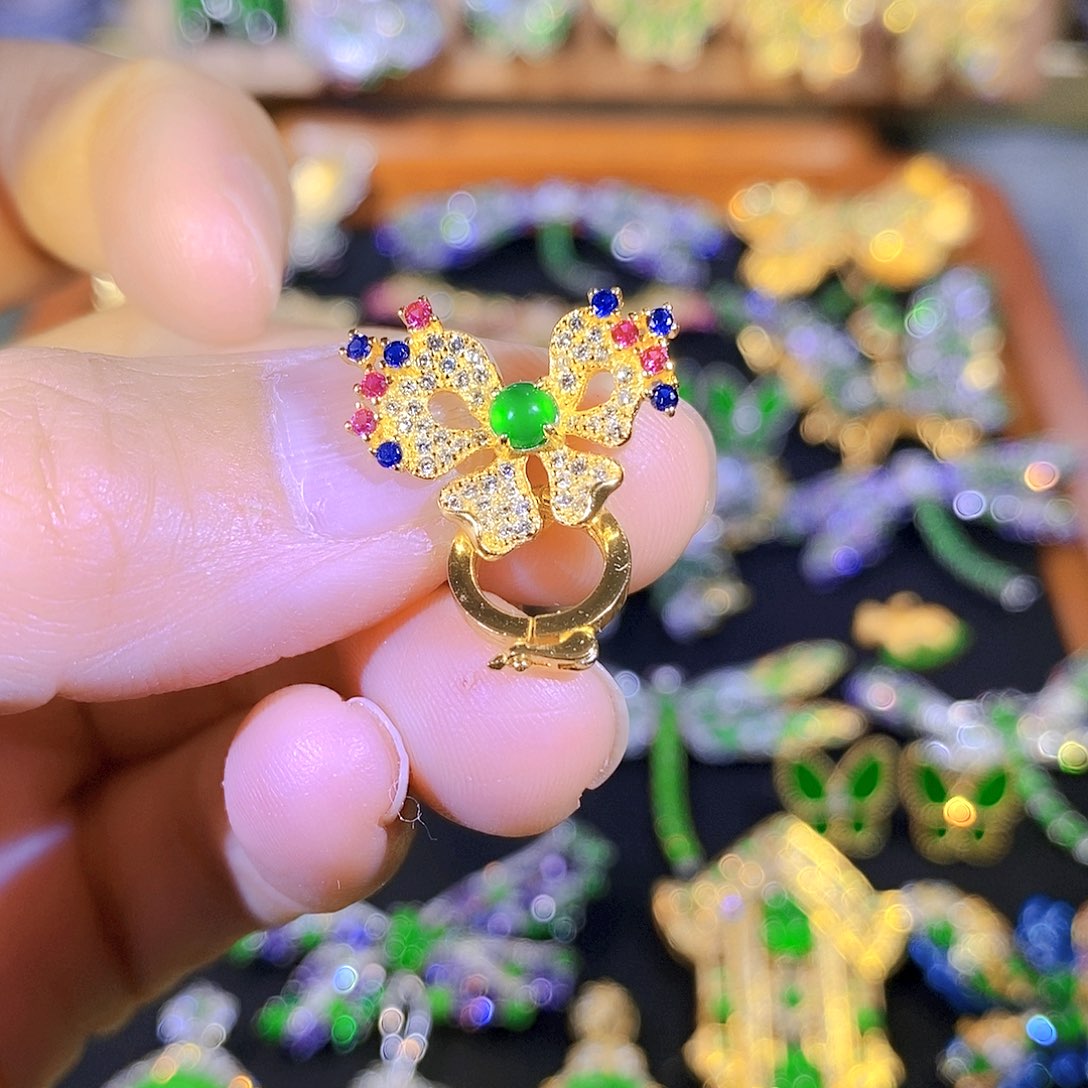 颈饰银S925镶嵌翡翠