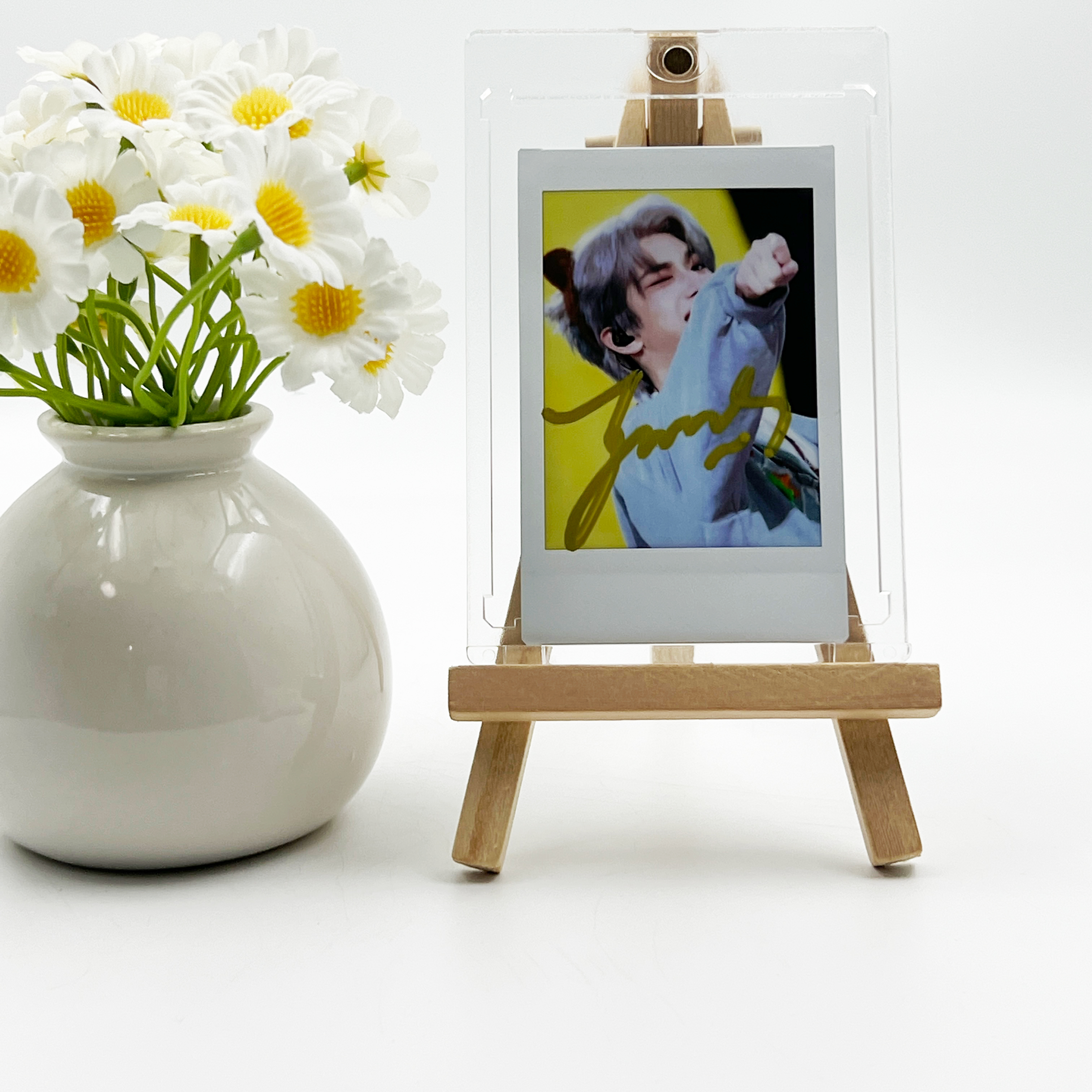 严浩翔 签名正品三寸拍立得照片