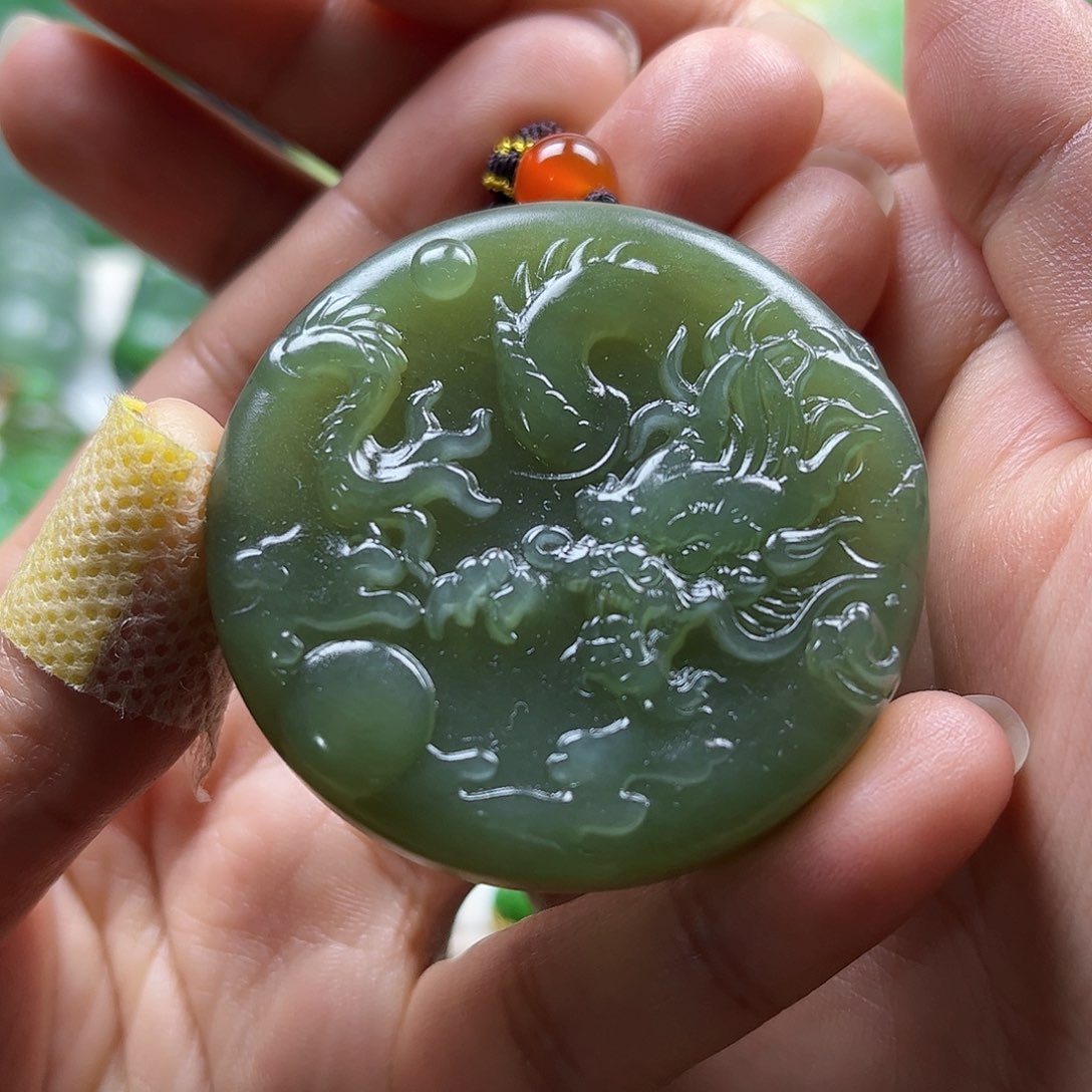 和田玉挂件未镶嵌