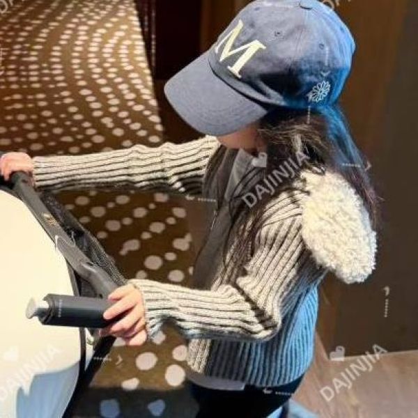 大金定制羊羔毛女宝宝毛衣开衫灰色秋冬装拉链棉质百搭外套上衣