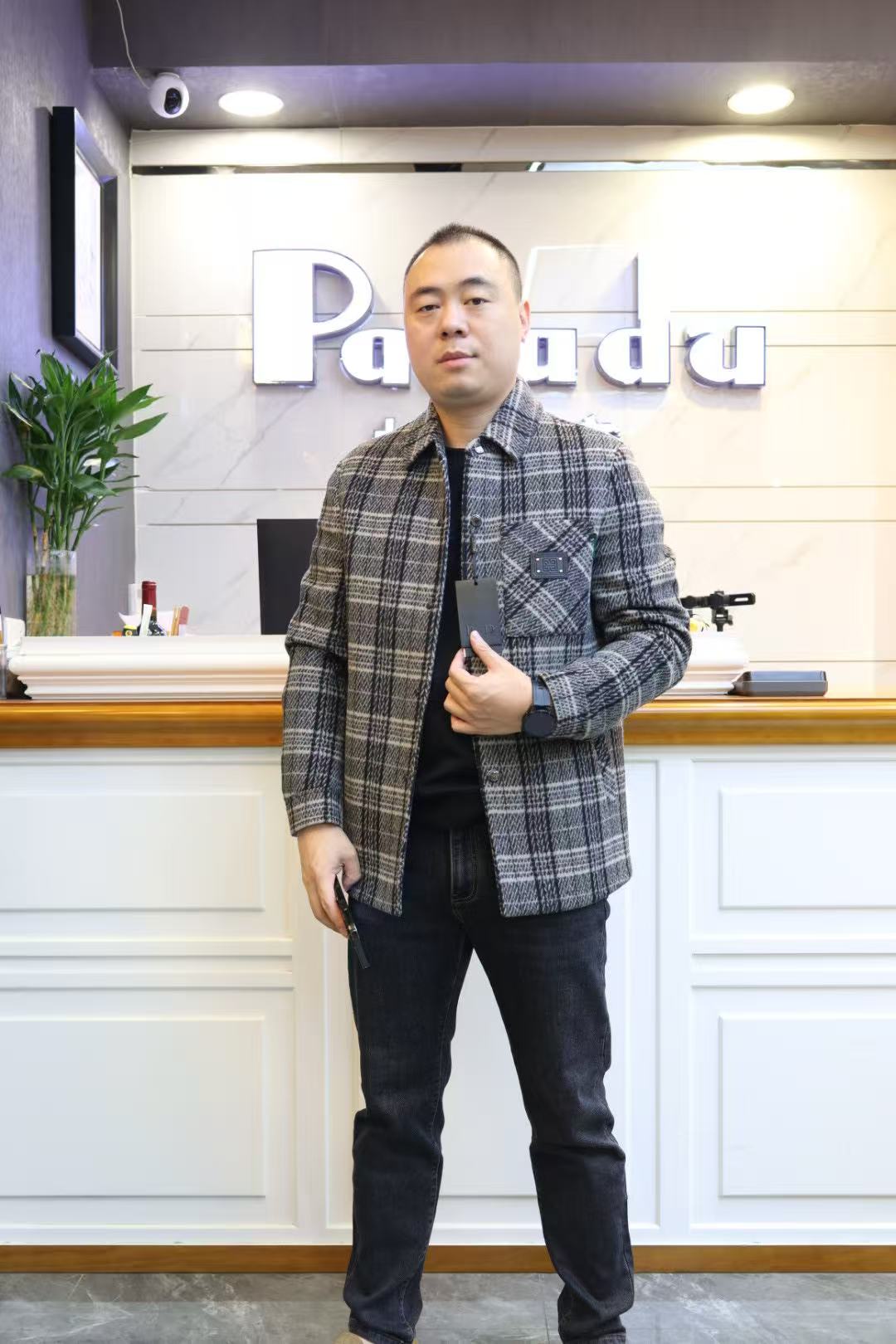 Pasadu/帕萨度冬季男士时尚休闲格子大衣KD285956